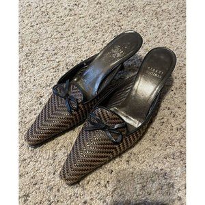 Stuart Weitzman 6 W women's Brown Toe Weave with Bow Accent Kitten Heels